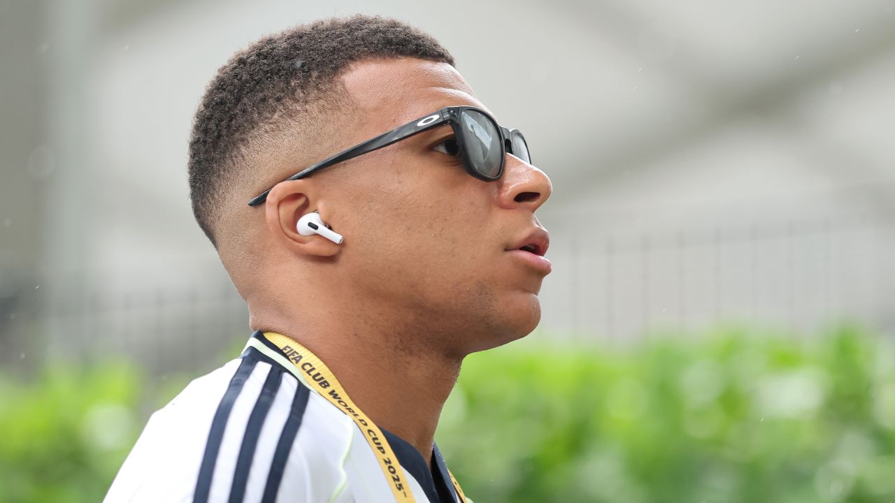 Surpriză uriașă: vor să-l transfere pe Kylian Mbappe!