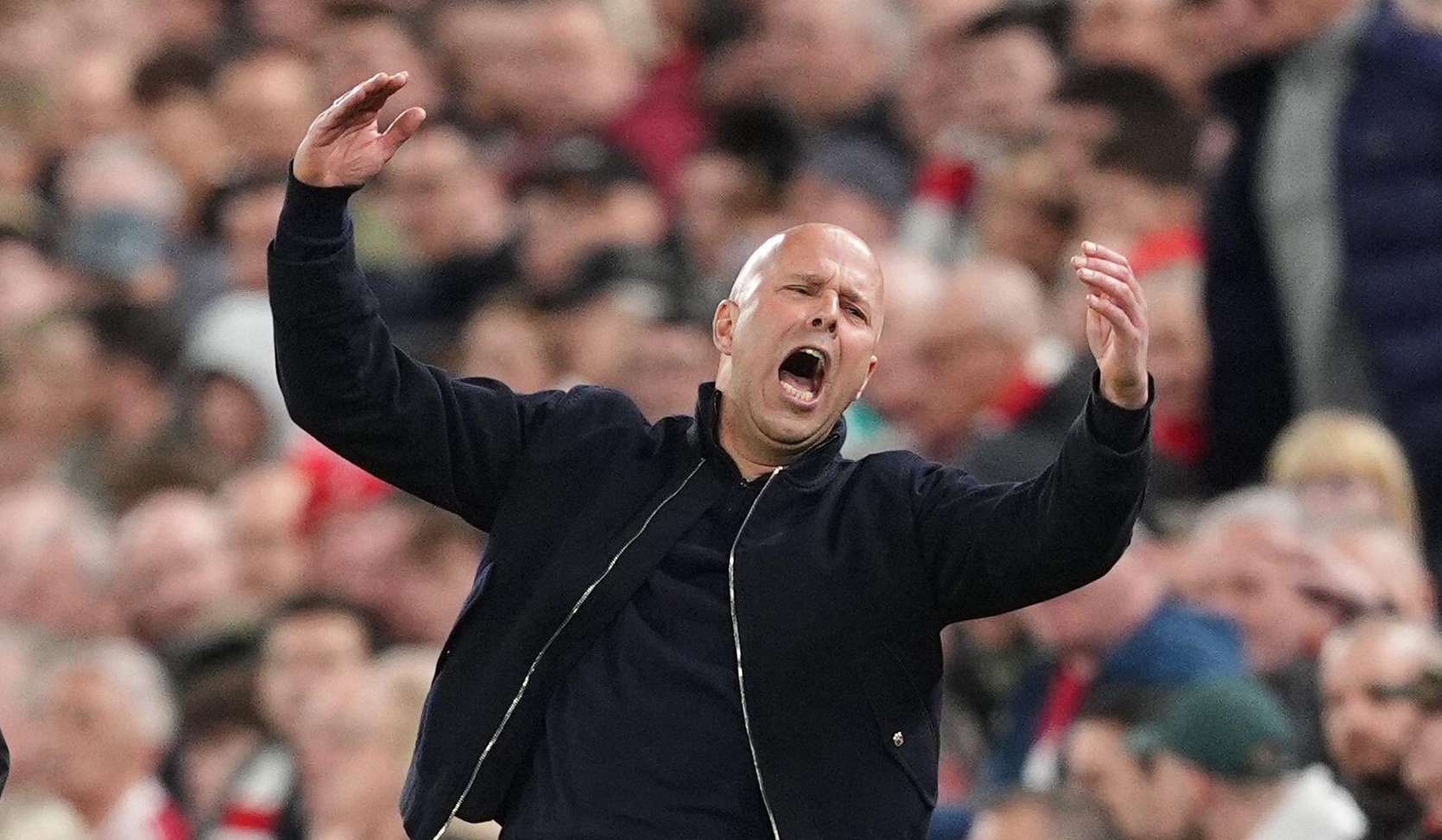 Ce a spus Arne Slot despre marele meci PSG -a accidentat