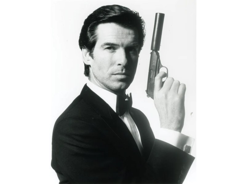 16 mai: Ziua în care s-a născut actorul irlandez Pierce Brosnan, celebru pentru interpretarea personajului James Bond