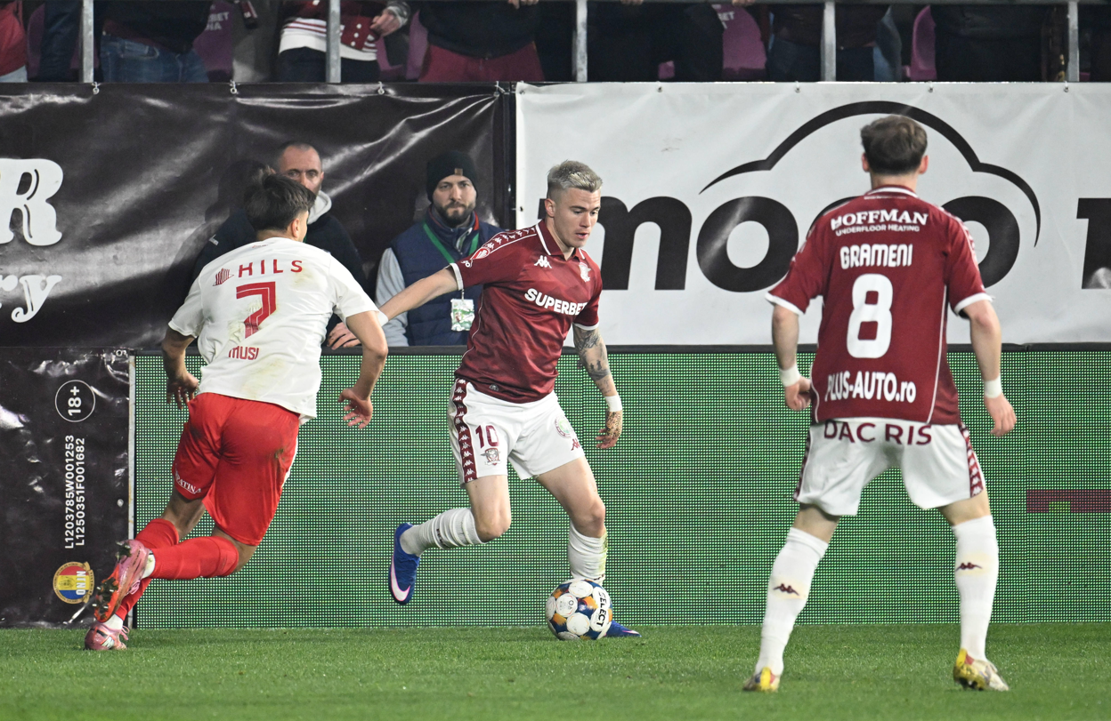 Rapid -2. Victorie mare în Giulești! Gazdele au trecut pe primul loc în SuperLigă, după ce au învins rivala
