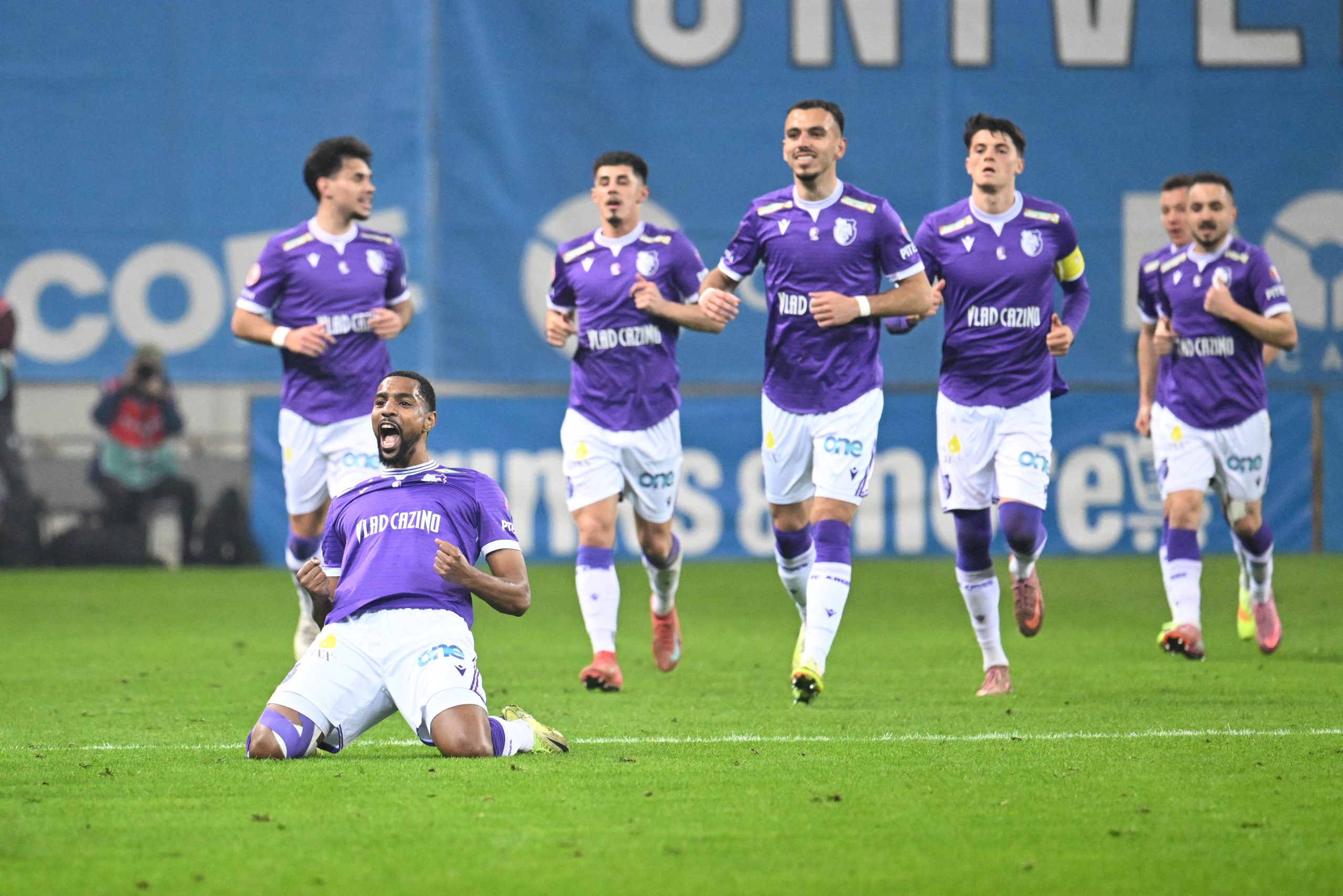 Universitatea Craiova -1, ACUM, Digi Sport 1. Gol anulat pentru olteni!