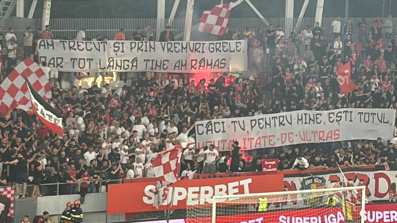 Mesajul fanilor lui Dinamo, pe „Arcul de Triumf”, la derby-ul pentru Europa cu FCSB