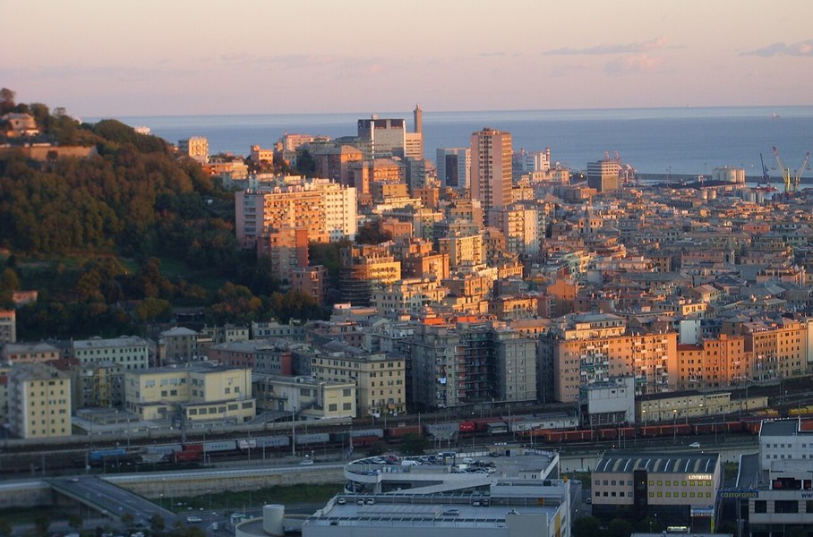 Două camere în Genova, la prețul unei garsoniere în București: „Nu, frate, vreau să dau de la 200.000 de euro în sus, în România”