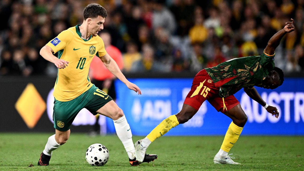 Fotbalistul român calificat la Campionatul Mondial, protagonist într-un amical de gală pe Rose Bowl, cu 80.000 de spectatori!