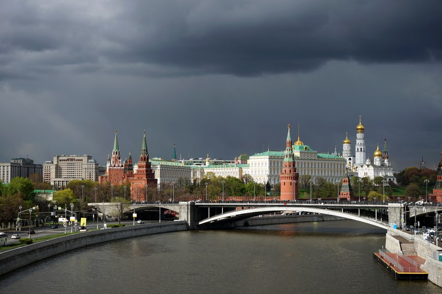Escaladare diplomatică între Moscova și Londra: cinci cetățeni britanici, printre care jurnaliști de investigație, interziși în Rusia