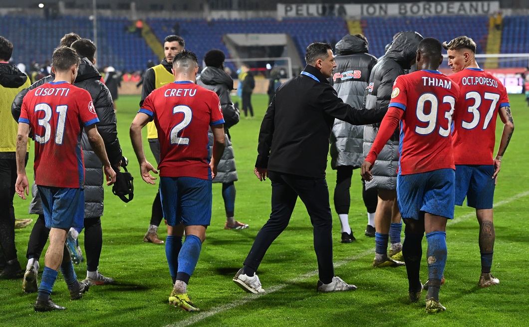 Detalii surprinzătoare legate de plecarea lui Rădoi de la FCSB. ”Nu ne-a lăsat!”