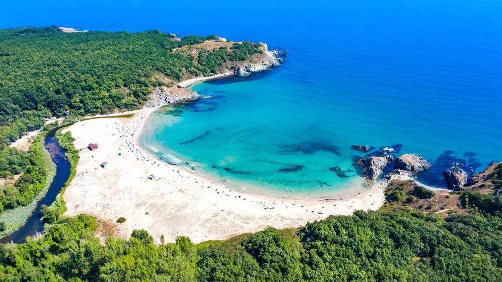 Bacterii periculoase descoperite pe o plajă din Bulgaria frecventată de români