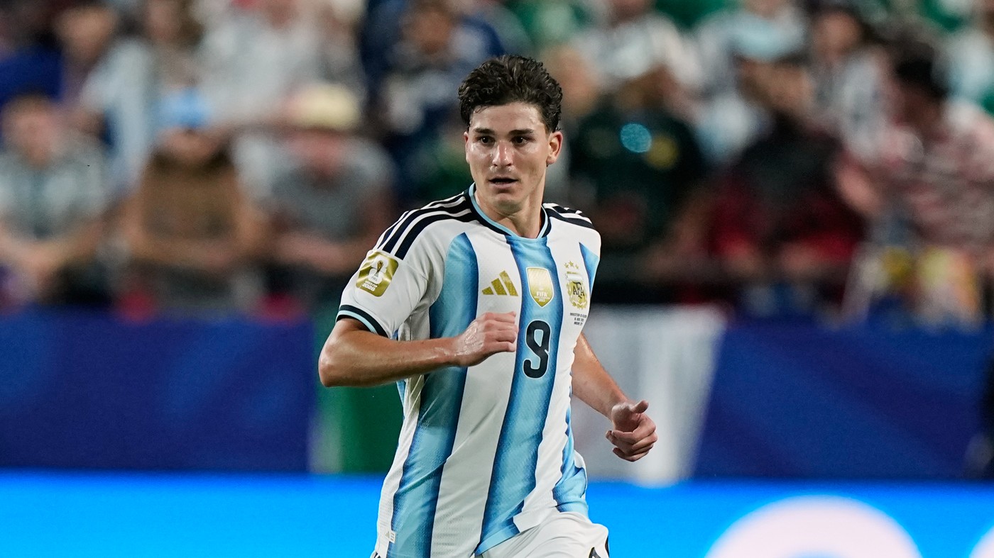 ”Înțelegere senzațională”: Julian Alvarez pleacă de la Atletico Madrid! 50.000.000 € + un atacant de top