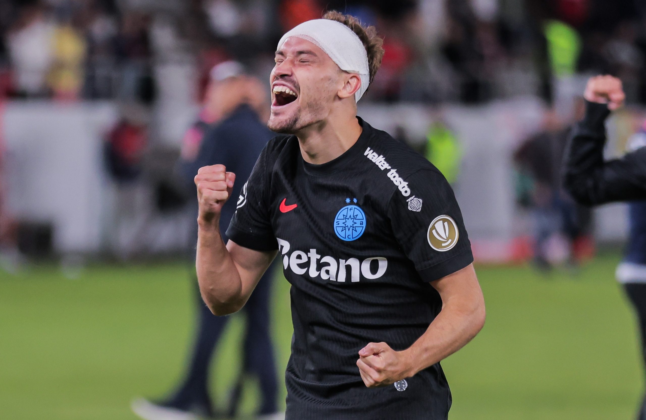 Cum l-au numit belgienii pe Darius Olaru, după anunțul că transferul la Union SG se face