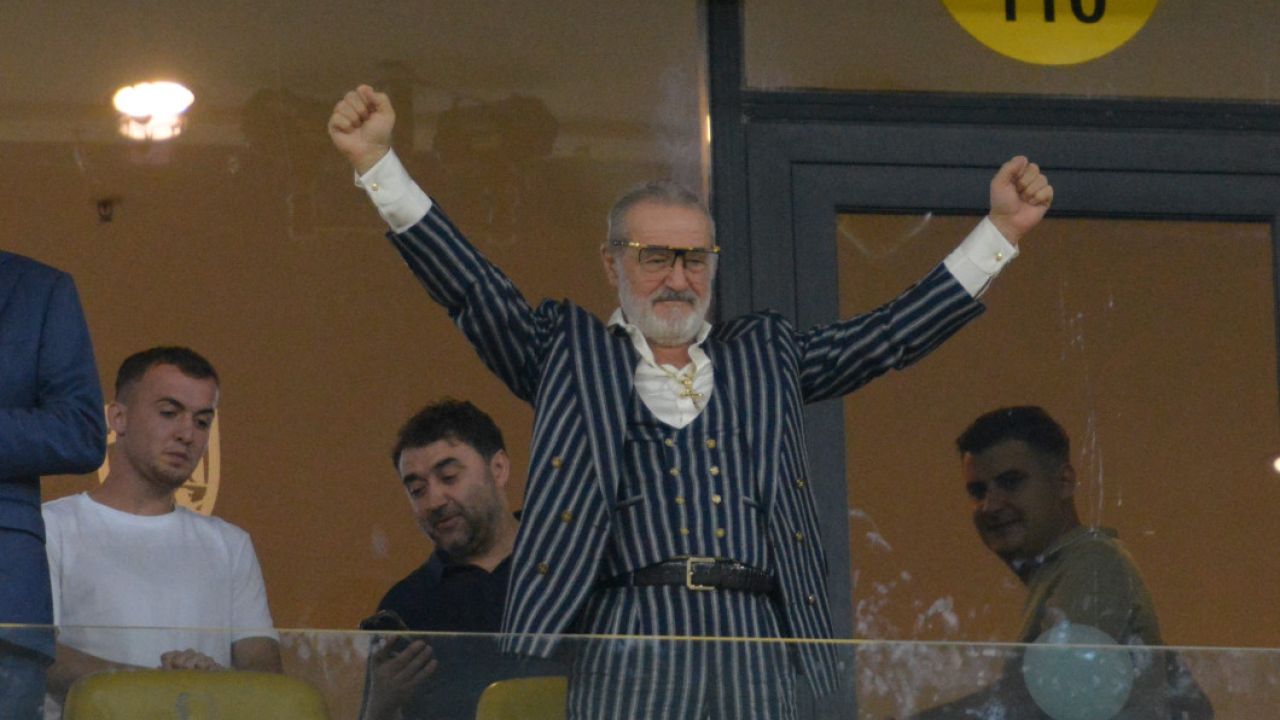 Cum ar putea arăta FCSB în noul sezon, cu ”cel mai bun jucător din România” în formula de start