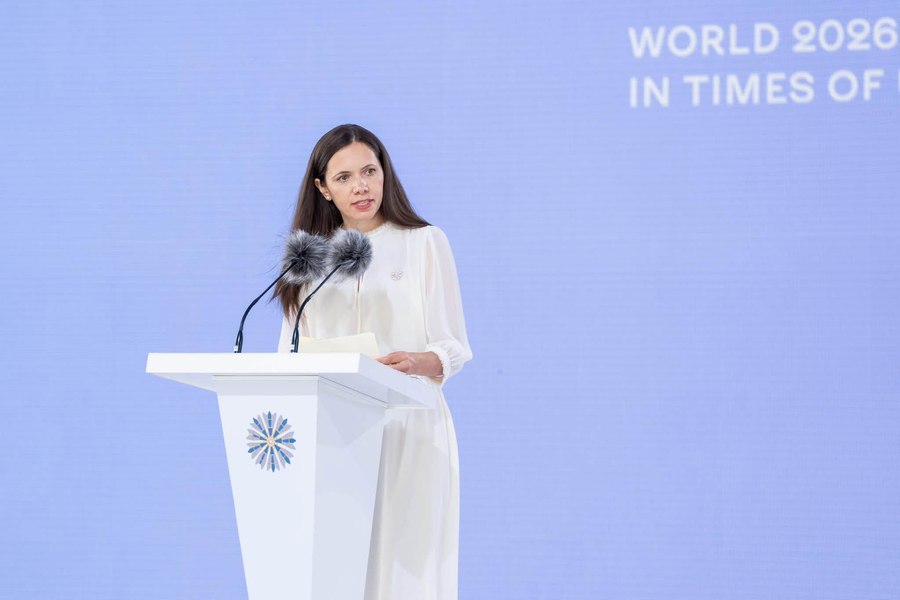 „Toți voievozii au avut concubine, dar nu le-au trimis să facă diplomație oficial”. Revoltă pe social-media după ce Nicușor Dan și-a trimis partenera la Kiev