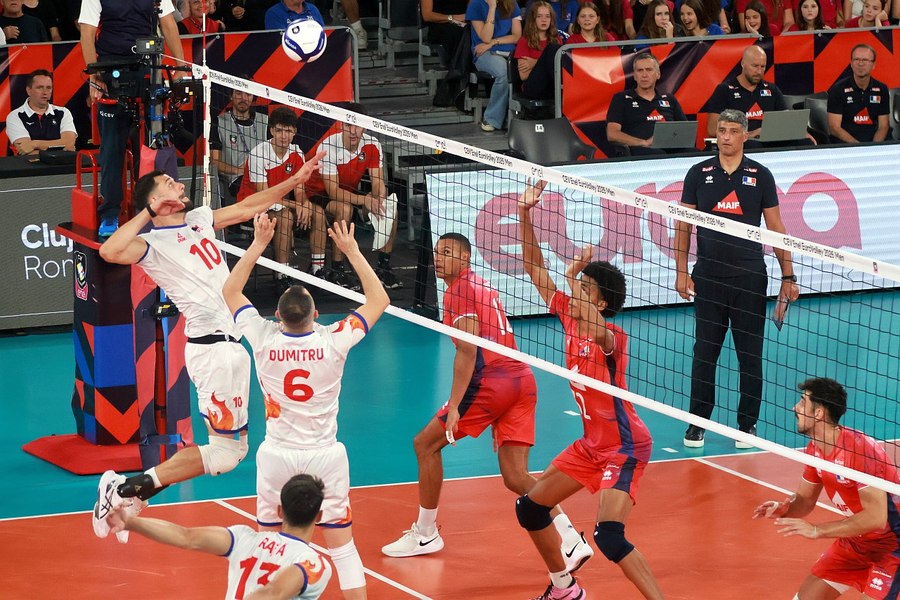 SENZAȚIONAL! România a învins Franța, campioană olimpică la volei în 2020 și 2024!