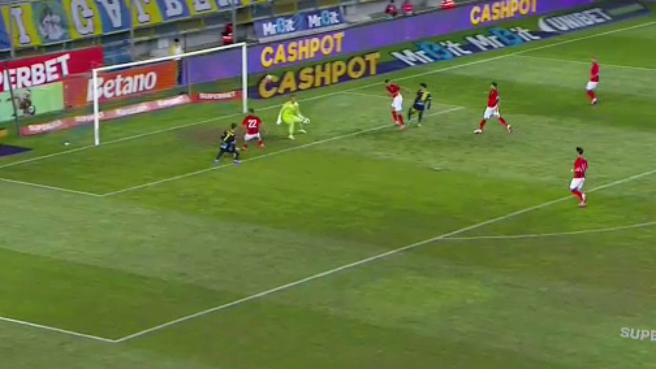 Petrolul -0, ACUM pe Sport.ro. Ocazie imensă ratată de Martins