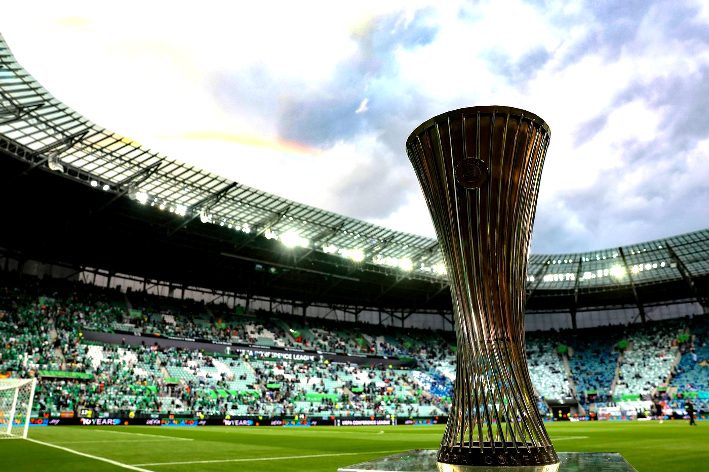 CFR Cluj, ghinion teribil! Și Craiova și-a aflat posibilul adversar la tragerea la sorți a play-off-ului Conference League